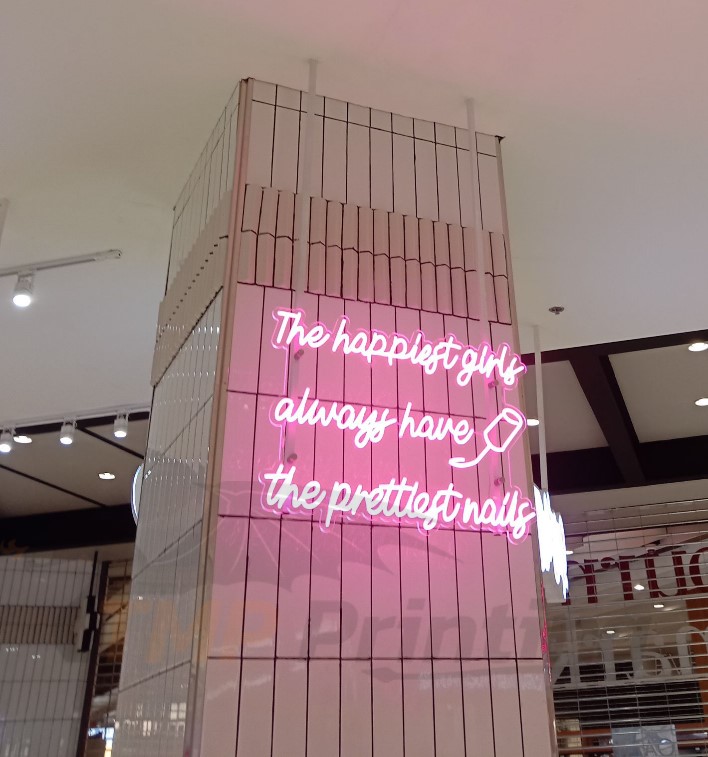 Image gallery marquee